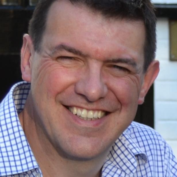 co-founder @OpITmise. Helping customers avoid wastage by optimising their public cloud footprint. Otherwise, Family, Travel, #Rowing, and #Rugby are passions.