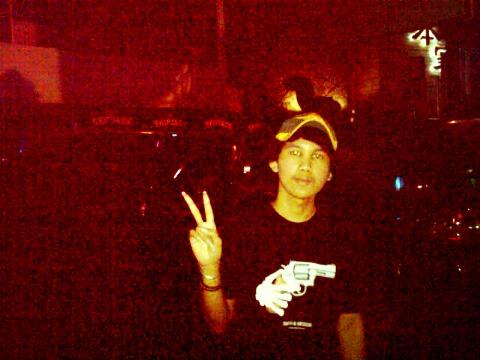 Love will tear us apart Deborah & Annik #BritishInvasion #Arsenal #FisipMoestopo'12 #AISjakarta