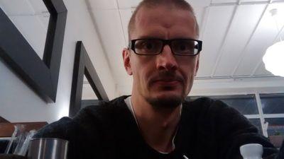 Entrepreneur, #loudspeaker enthusiast, family man and innovator from  Finland. I tweet whatever, mostly in finnish. Workstuff is @SonoluxFi