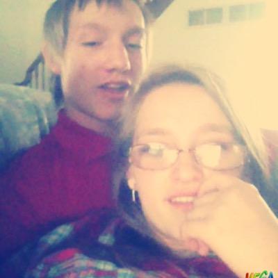love haning with friends. and having a good time anywhere and anybody im with
10/4/14 is the BEST DAY OF MY LIFE!!!❤️
