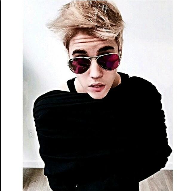 Hate me, but don't hate my idol!(a humble request to all the haters) :)
