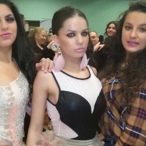 Cuenta Instagram- lauriigatii , Face: Laura Sansano