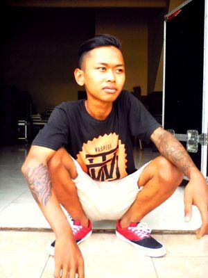 agung73002180's profile picture. mengikuti dan mengalir