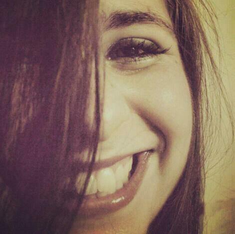 Huyendo conmigo de mi.                                    Sexo, droga, rock and roll.