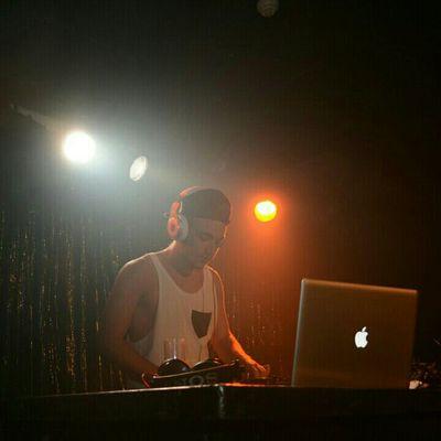 welcome to the official twitter blog of Tim Hammer 

im a young swiss dj and producer
music is my life 
and the stage is my home  ad me on facebook Tim Hammer