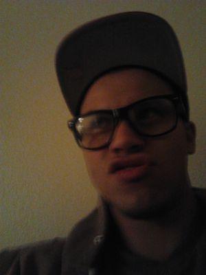 lovehatejoe's profile picture. ™Libra°24yrs» the WORLD keeps on spinning