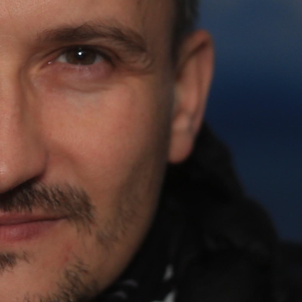 koonzang's profile picture. Полупросветление