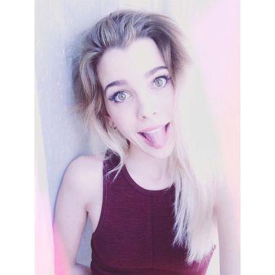 17,Ali♡ No me llames alicia Sexo,Drogas,Alcol En el internado desde los 10 La mas zorra Ex de David pero aora es mi juguete sexual.