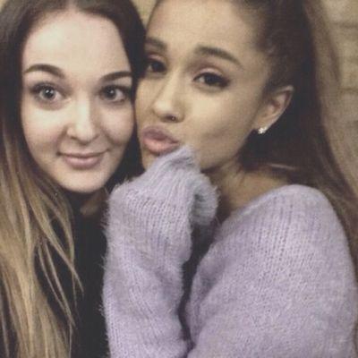 I just gave you a free follow. Follow @selectedbieber and @druglirry