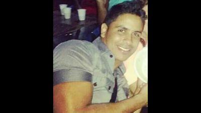 Con la sangre de cristo me cubro..señor no permitas que nada me pase cuidame de todo mal y peligro.