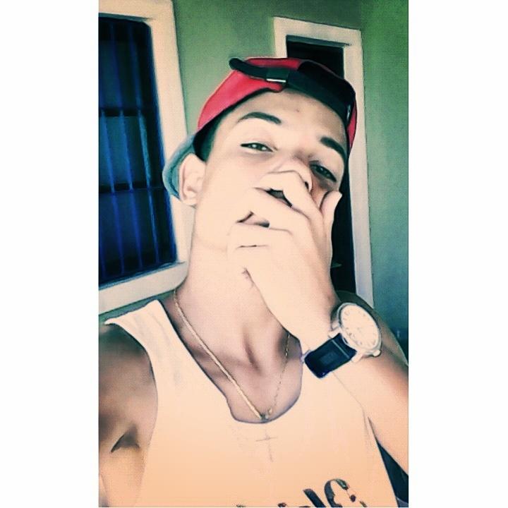-'suaas atitudes demonstram seu caráter :}
