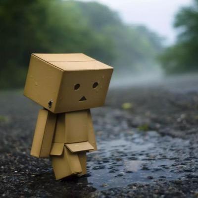 It's better to be alone, then nobody can hurt me.