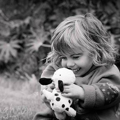 Northerner, who blogs about life with Hannah who has a rare genetic condition - Cornelia de Lange Syndrome - but who also loves broccoli (hence the title!). 💜