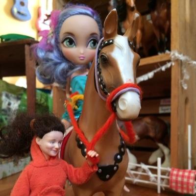 samanthacleary3's profile picture. I collect breyers ;p Follow my instagram which is ilivsparky121 more breyer pics there will be tweeting more :s