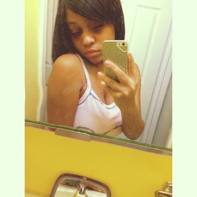 CollegeGirl. Bossy Chick . GrindHardPlayHard . FollowME ! IN REGGIE WE TRUST 