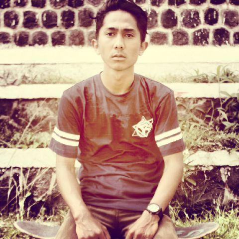 DeniXSantos's profile picture. #Damay