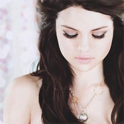 Sou estranha '-'