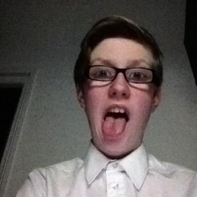 STREAMER, YOUTUBER