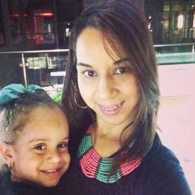 anaheilly's profile picture. 