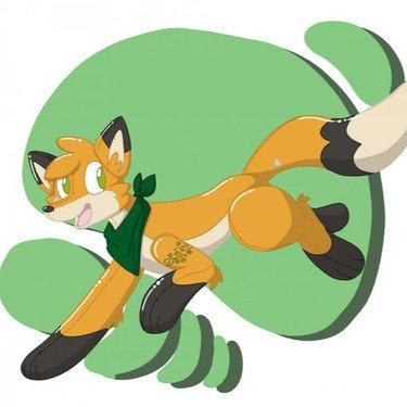 A infkatable fox made by @SkyProwerPhone and im very shy arond new people