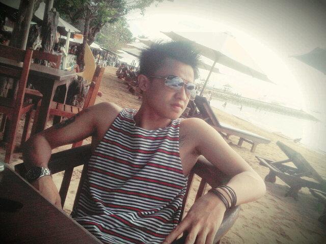 deimams's profile picture. 