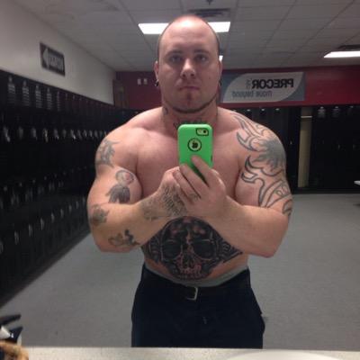 my names Eric I'm a competitive powerlifter I specialize in the bench press looking for any new sponsors hit me up