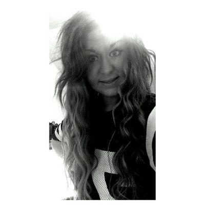 rhirhicw's profile picture. 