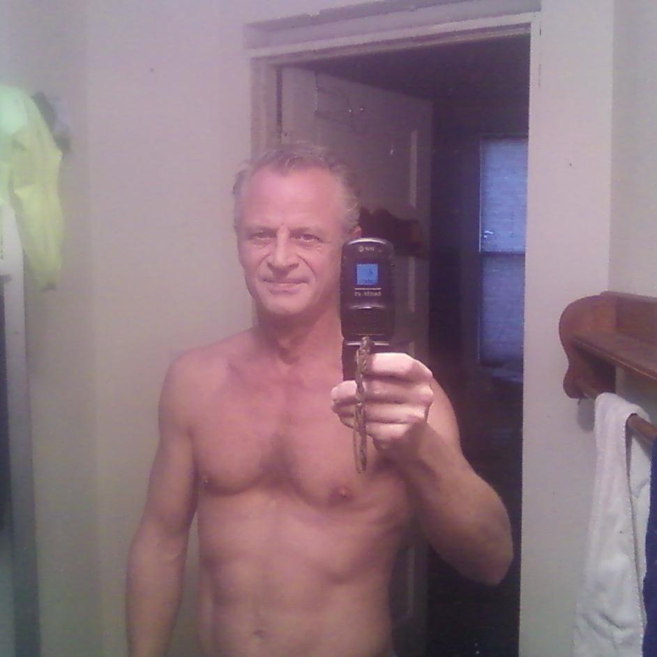 BryanTurner1003's profile picture. LOVE Music, Good Food, Life and Kindness, Sun Bathing, and the Human Form.. Twist Wirenuts for a living.