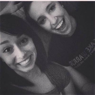 1SecfromtheSun's profile picture. Hey! We're One Second From The Sun! ☀️ There are two of us, Haeden and Maren. We hope you enjoy our music :)