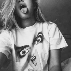 follow @90skenny