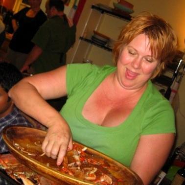 Cook.Write. Teevee. Mistress of Sunday Night Dinner in Astoria & Van Alst Kitchen Rough language talker about food on Unique Eats. Curious to a fault.