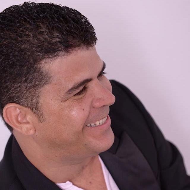 Proprietário do Jornal Itabaiana Noticias 79 99933-1178 vivo / 79 99888.7443 zap e vivo
 Coordenador DE DESFILES, PRODUTOR ARTÍSTICO EM GERAL