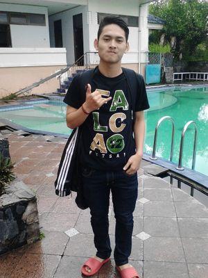 rivanseven's profile picture. Futsal Player · 7 is My Number · Motifighter · Bukan seseorang yg HEBAT dan BERBAKAT · Hanya seseorang yg mempunyai SEMANGAT ·