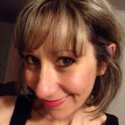 I write YA fantasy, childrens, scifi, poetry. Secrets Of Ghosts -newest. I love RTing indie artists. Animal lover. http://t.co/WXZjDAY6. FB:http://t.co/wczE7Tjv