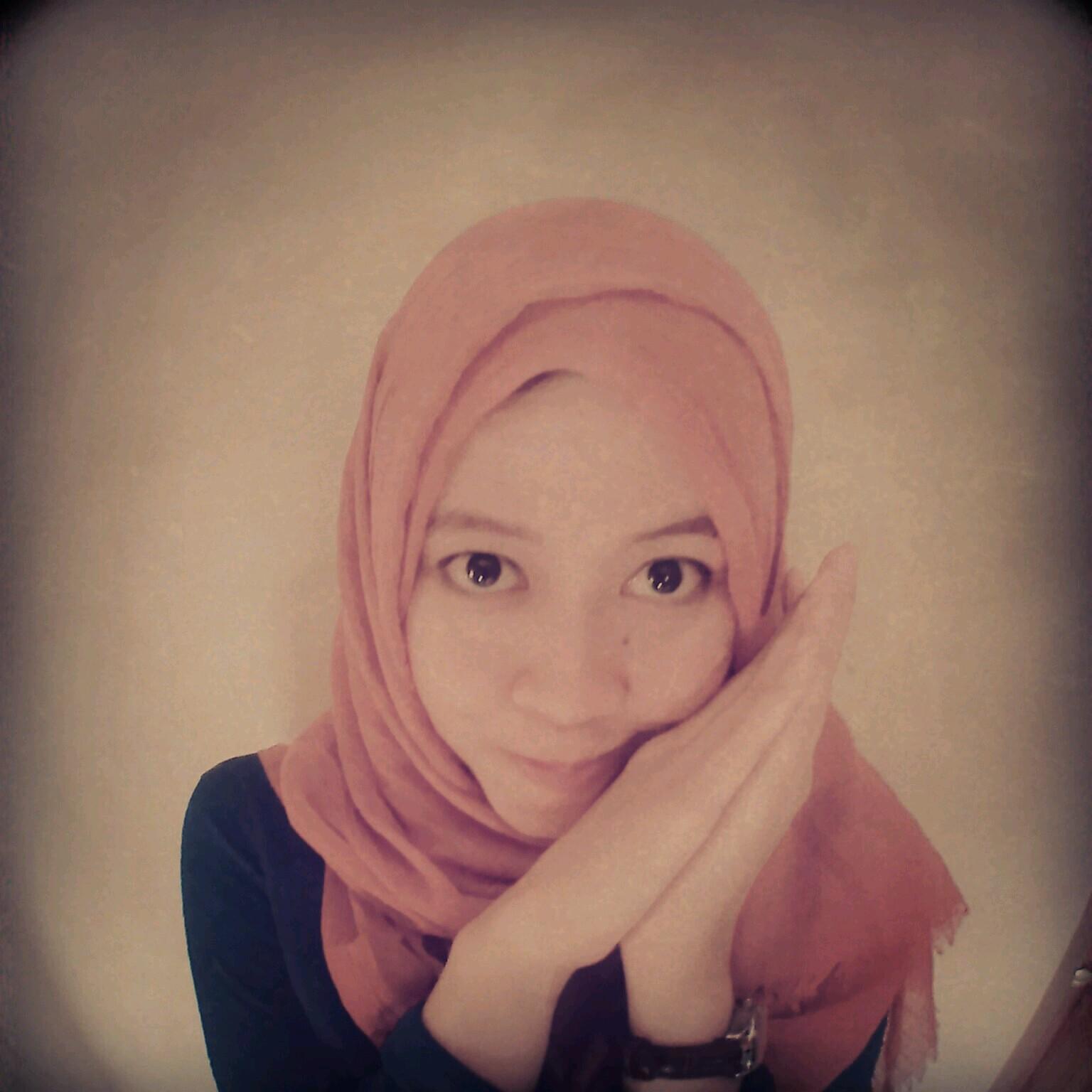 Gigithgitha's profile picture. simple :)