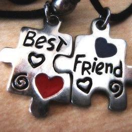 gosh, gosh and gosh.. look who is backk on twitter andd yeahh.. finalllyyyy!! i do love you twitter ..!! 3 :*