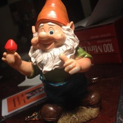 just a ur average g(k)no(w)-it-all Gnome here to ward off trolls and put the gNo Men in feminist Gnomenclature