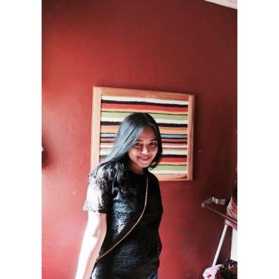 WindaWindasari's profile picture. Pisces Instagram :windasrr path : winda sari II manajemen unisba'13