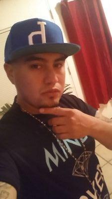 loyal_blue_'s profile picture. Think like a king, feel like a king, act like a king & you will get treated like a king!