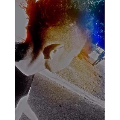 JLThrowAways's profile picture. Trickshotter and feeder of TSU / VIII V VIII / I'm deaf hard of hearing (D/HH)