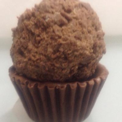 The brigadeiros by Regis Kameya