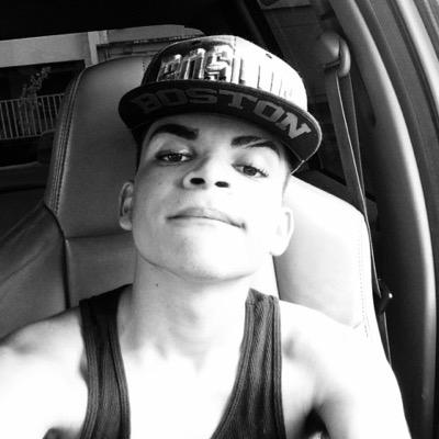 MannyUndertaken's profile picture. oficial Twiter Respeta Pa' Que Te Respeten