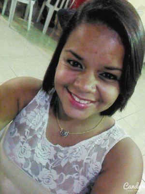 Toda trabalhada na beleza..