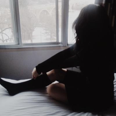 use this account just to fav cute poetry /