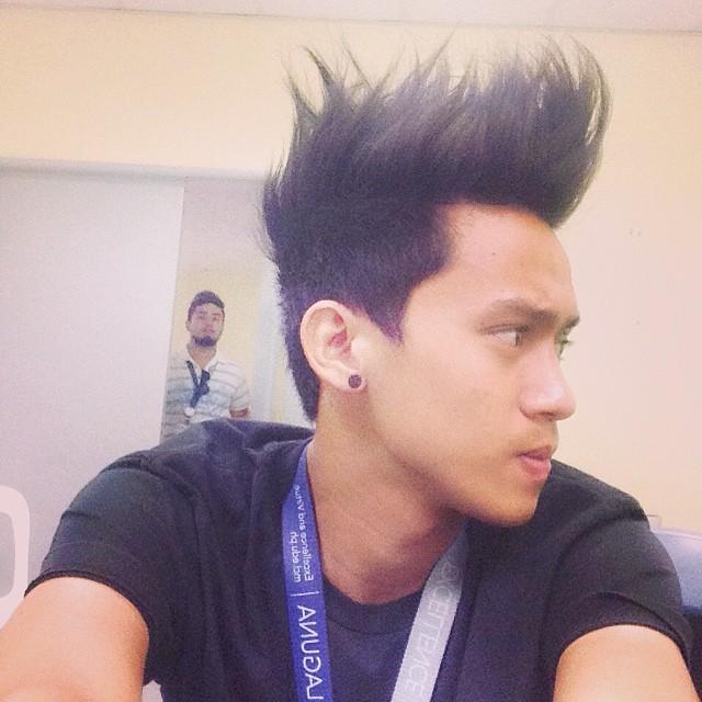its me,, jangan buat masalah, jika anda tak ingin bermasalah,,