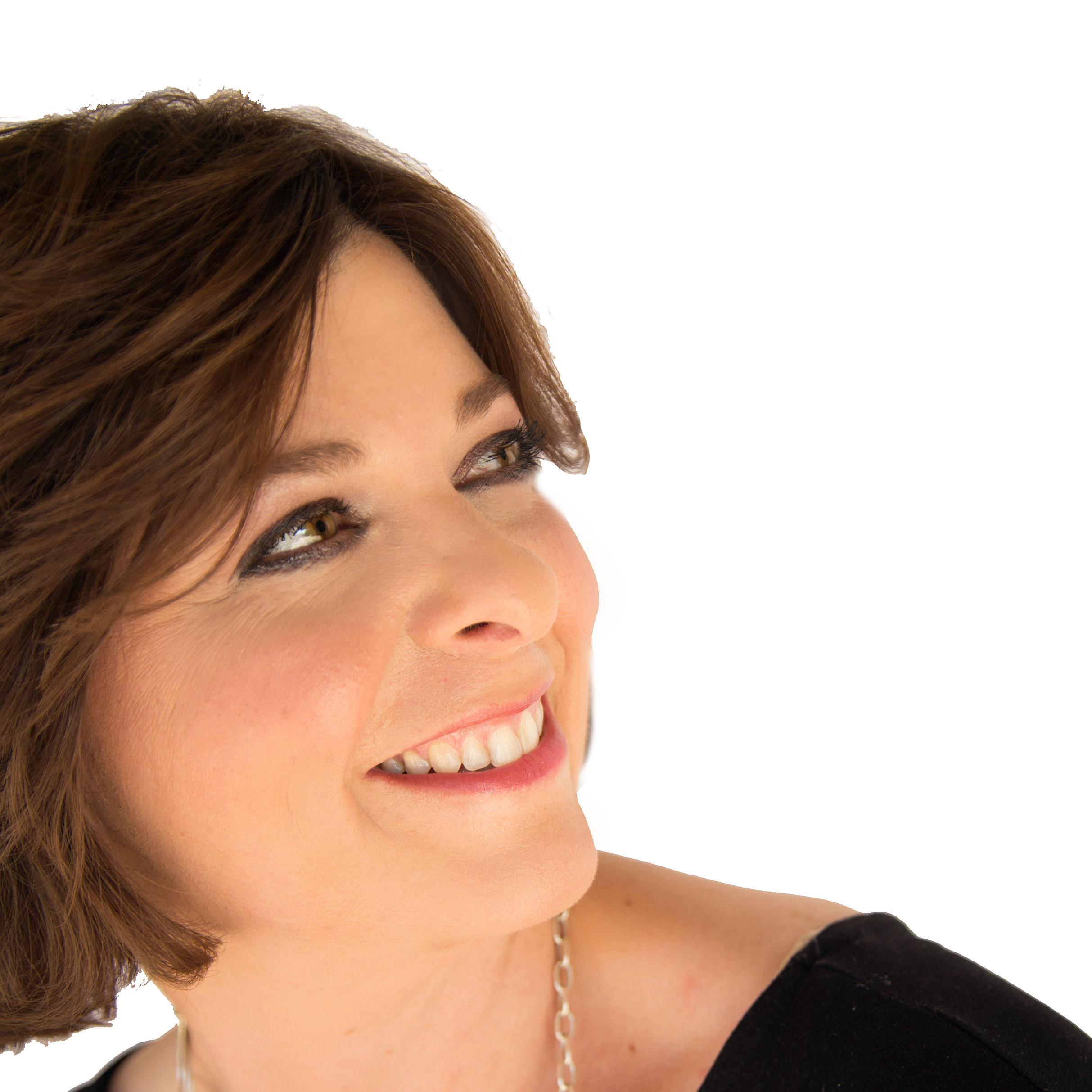 Marketing strategy consultant, Principal at Hero CMO, obsessed with customer experiences, lover of strong cocktails, inappropriate humor and great stories.
