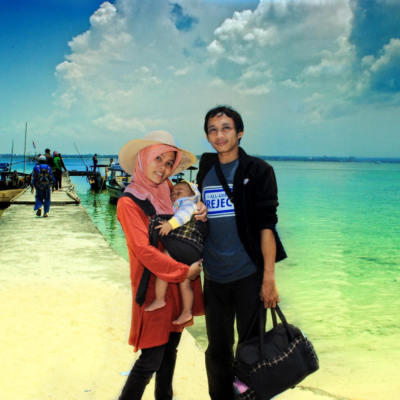Karyawan yang njalanin bisnis Oriflame secara online dengan penghasilan 4-7jt / bln, invite PIN 76794c05