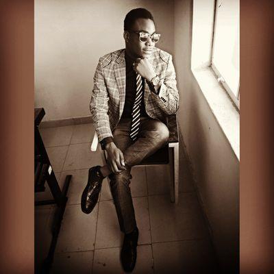 Lifelong Jesus follower. 
#BLWnation
#Pianist 
#mufc
#Philosophy 
#Engineering 
Forward and upwards only