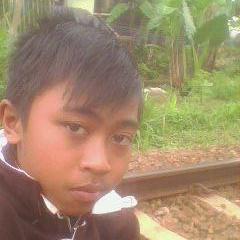Nama :  Griyan gumelar                  sekolah : SMK LPT CIAMIS          jurusan : TPM (Teknik Permesinnan   pecinta musik : Vagetoz & Malaysia