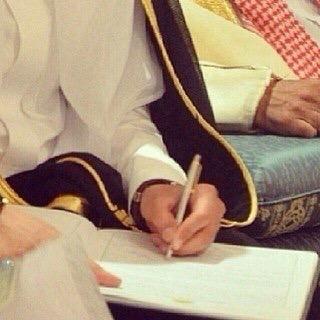 مُمرض _ لا تنتظر شيئاً ب لهفہ فالأقدآر گتبت أن يأتيک گل شيء في وقتہ. نصراوي مدريدي